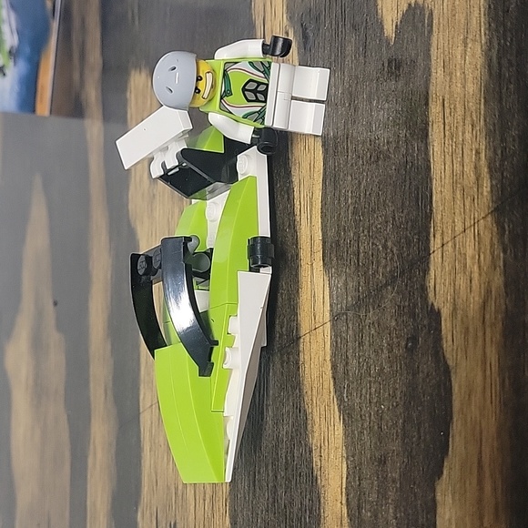 Lego set 30031 World Racers - Picture 4 of 4